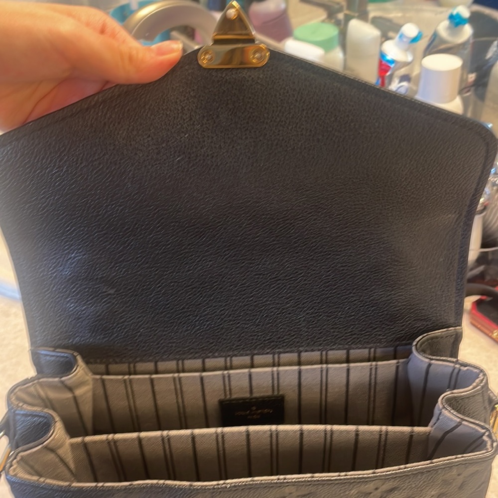 Louis Vuitton Pochette Métis Empriente black - Picture 6 of 9